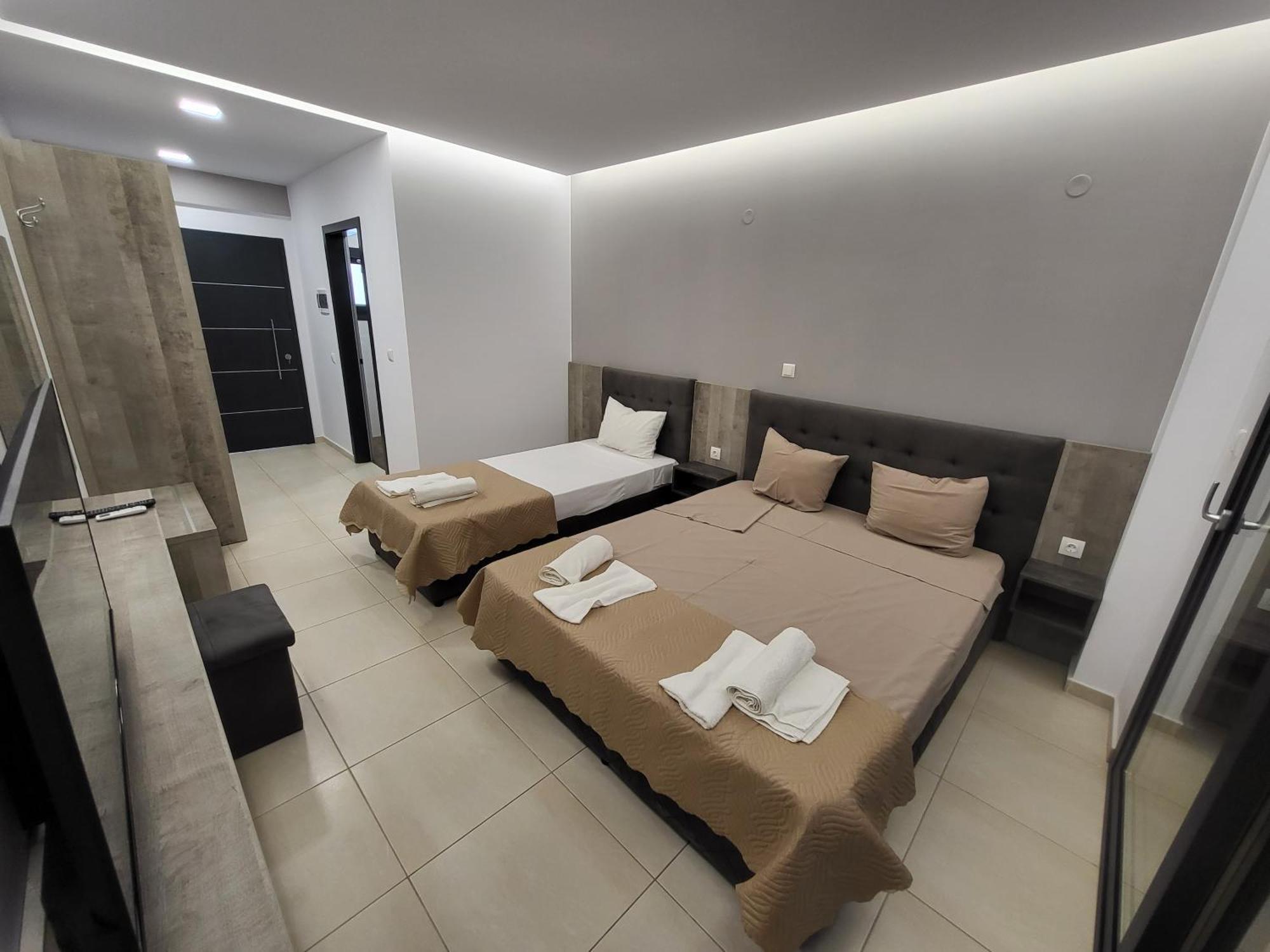 Radina Family Aparthotel Kallithea  Exteriör bild