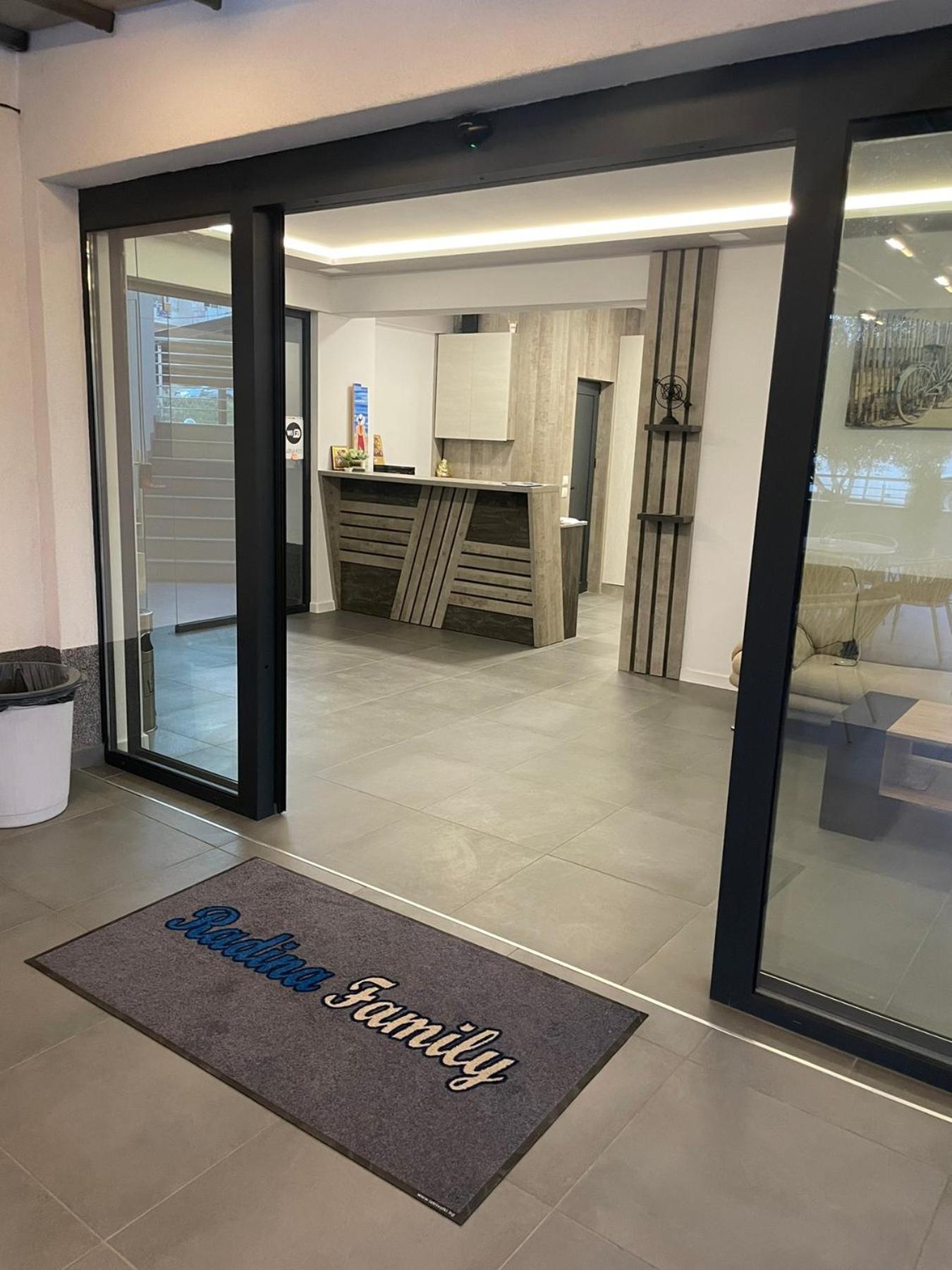 Radina Family Aparthotel Kallithea  Exteriör bild